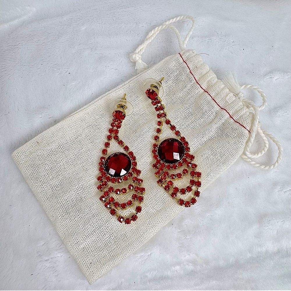 Red Rhinestone Gold Tone Chandelier Dangle Earrings Formal Prom